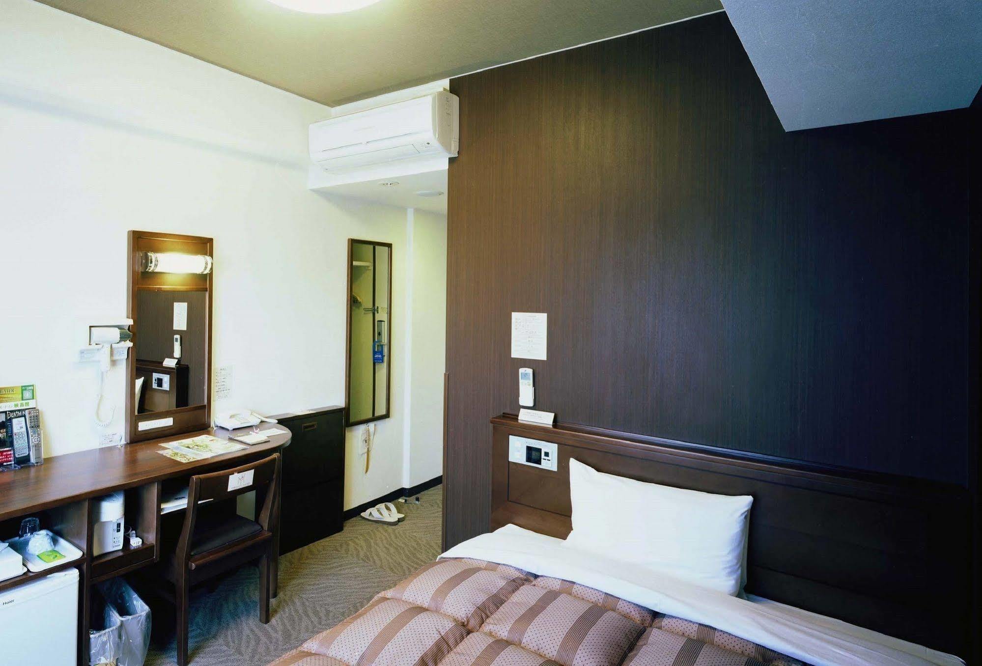 Hotel Route-Inn Dai-Ni 足利市 エクステリア 写真